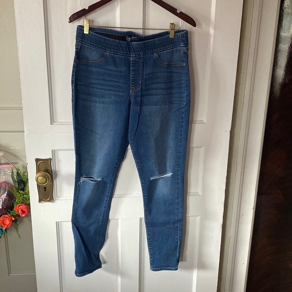 Old Navy Rockstar Mid-Rise Pull-on Jean size 12